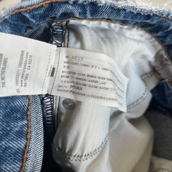 Abercrombie High Rise The Mom Short Denim Cutoff Shorts - Size 28/6 - Picture 4 of 4